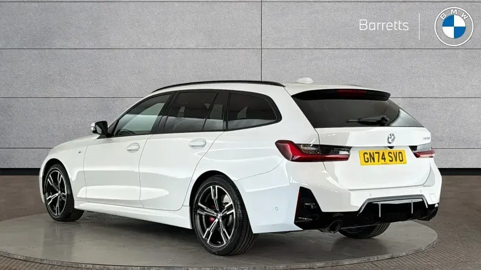 Used BMW 320 M Sport 181 HP (133 kW) 2024 White Estate