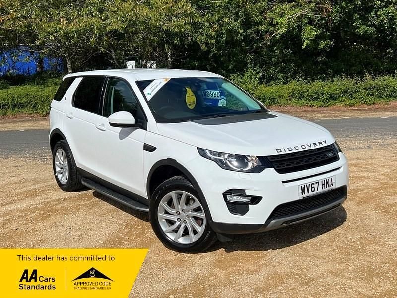 Used Land Rover Discovery Sport SE 180 HP (132 kW) 2017 White SUV