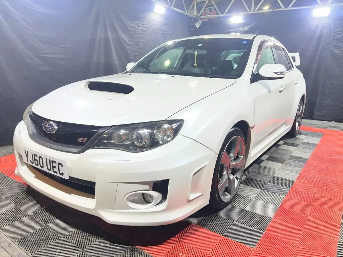 Used Subaru Impreza 2023 White Sedan