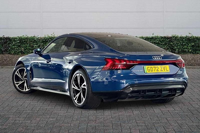 Used Audi e-tron 389 kW (530 HP) 2022 Ascari blue, metallic SUV