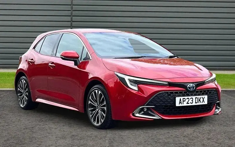 Używany Toyota Corolla Design 140 KM (102 kW) 2026 Hatchback