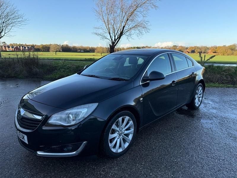 Black Used 2015 Vauxhall Insignia Elite Hatchback | £2,890 (Good price) - Image 1/4