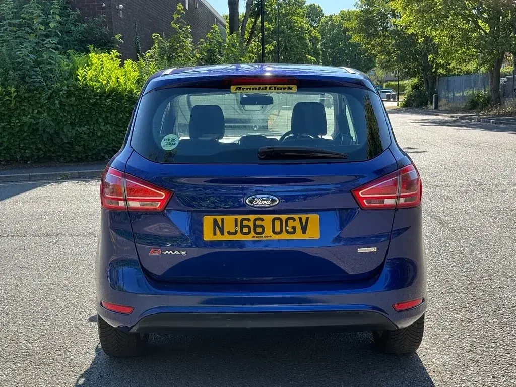 Used Ford B-MAX Titanium 100 HP (73 kW) 2017 Blue MPV