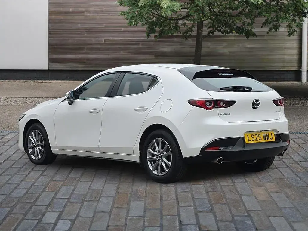 Used Mazda 3 Center-Line 186 HP (136 kW) 2025 White Hatchback
