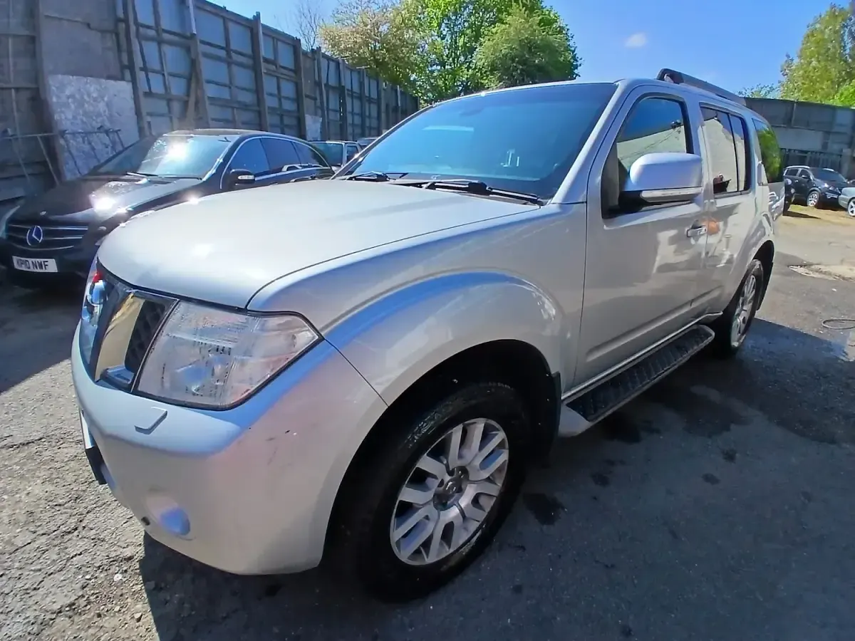 Used Nissan Pathfinder Tekna 2014 Silver SUV