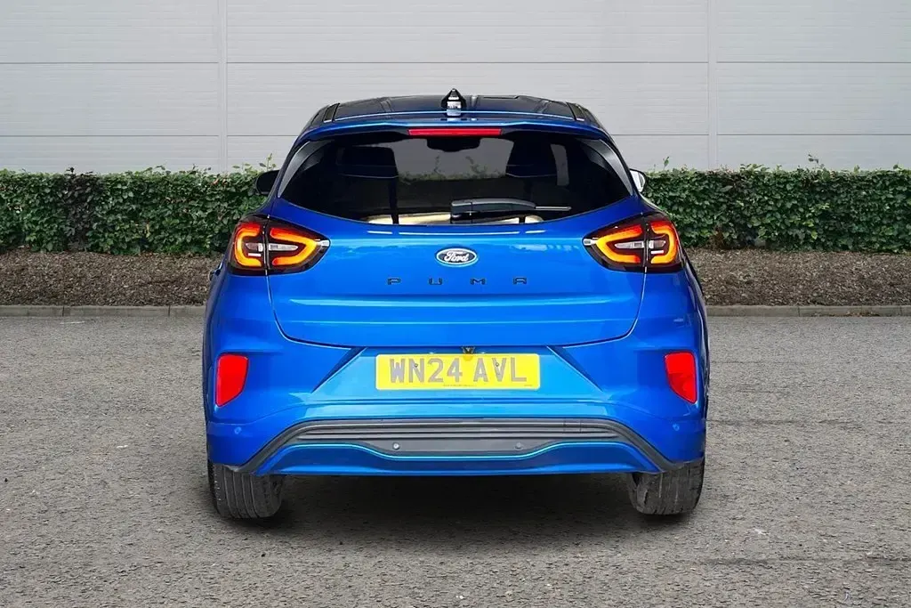 Käytetty Ford Puma ST-Line X 2024 Sininen Katumaasturi