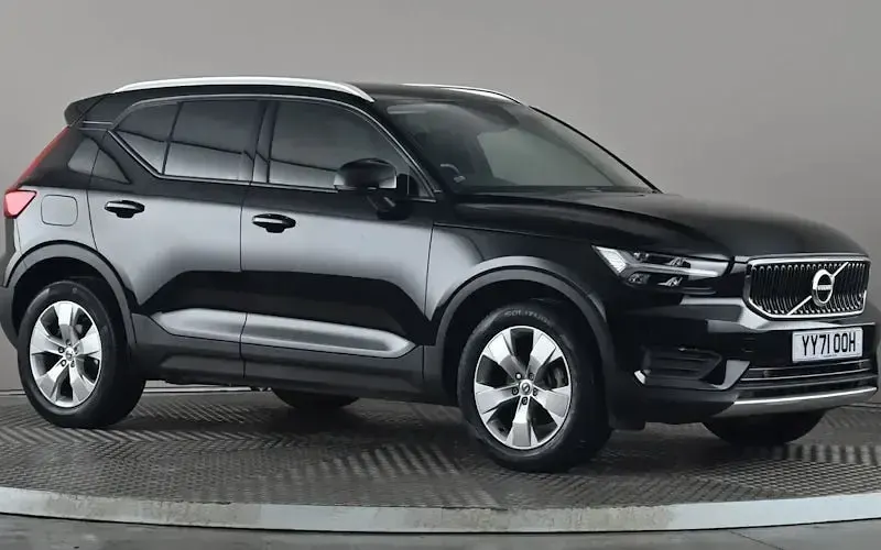 Usado Volvo XC40 Momentum 163 CV (119 kW) 2021 SUV