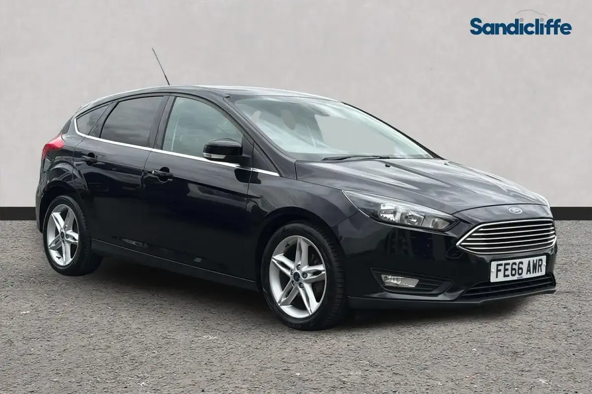 Used Ford Focus Zetec 125 HP (91 kW) 2016 Hatchback