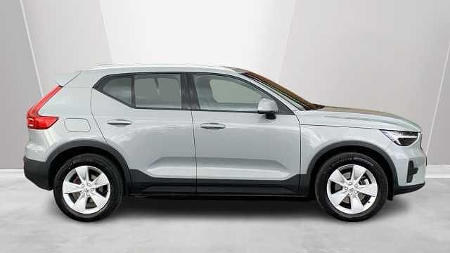 Used Volvo XC40 Core 161 HP (118 kW) 2026 SUV