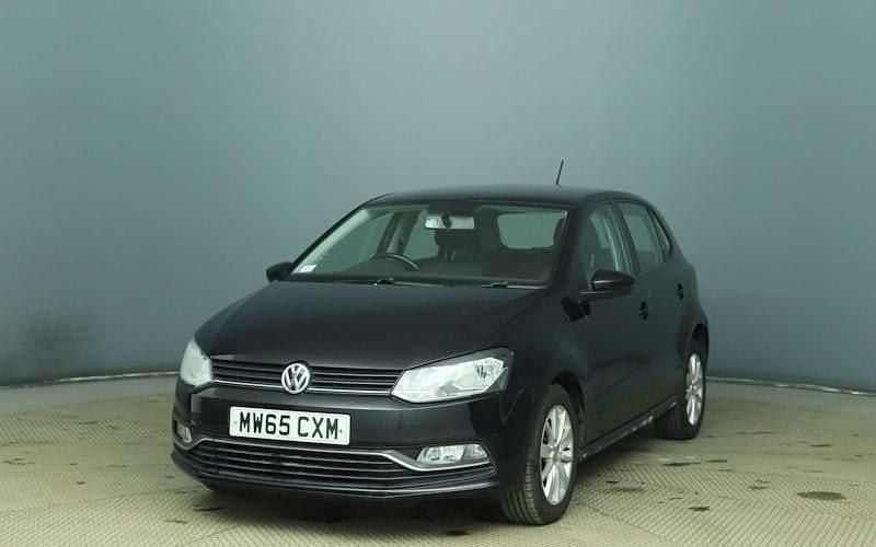 Used VW Polo SE 90 HP (66 kW) 2015 Black Hatchback