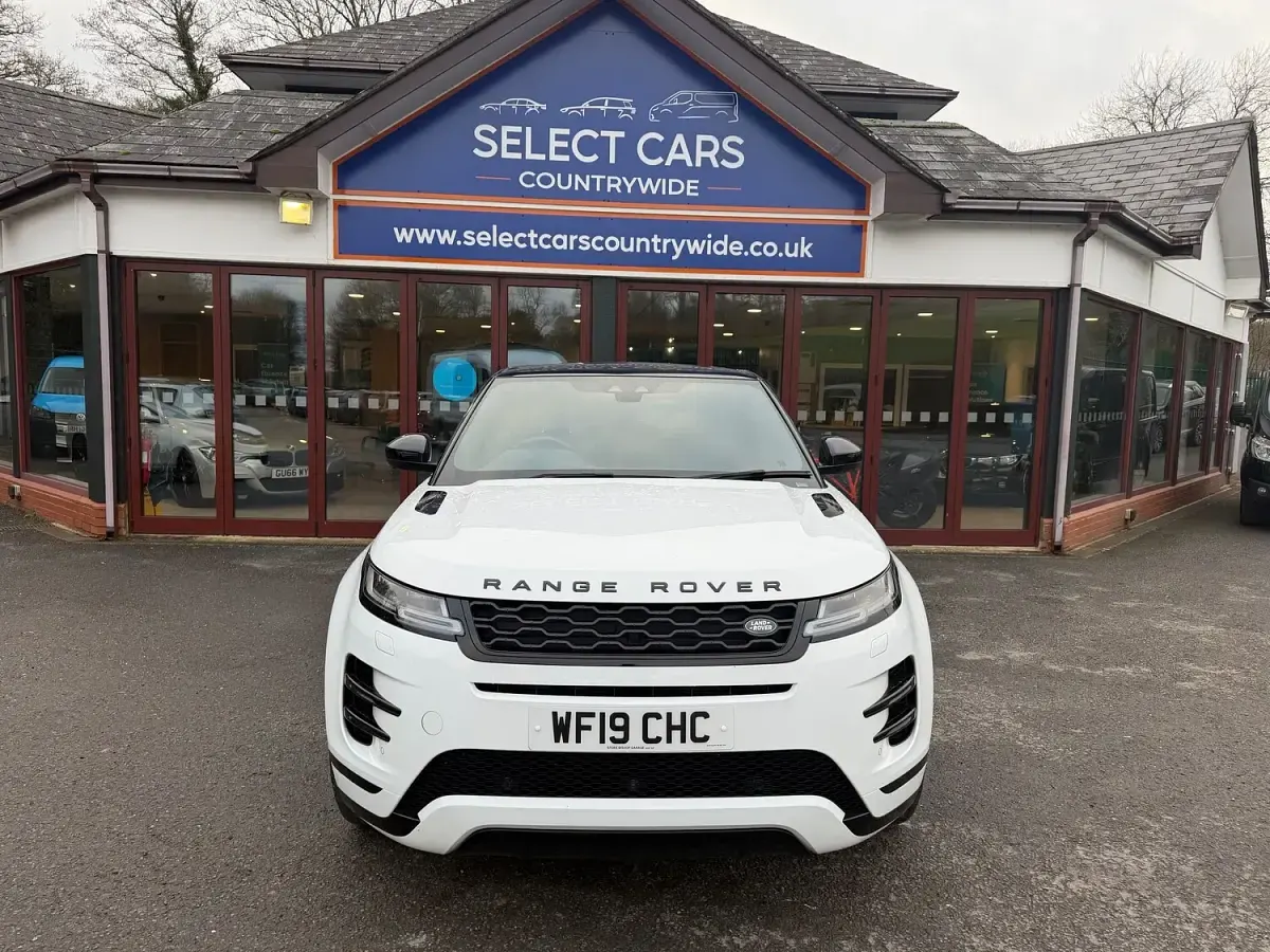 Used Land Rover Range Rover evoque R-Dynamic 249 HP (183 kW) 2019 White SUV