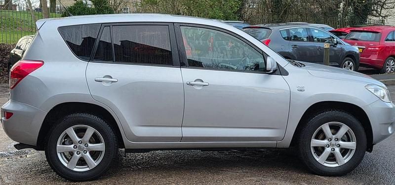 Used Toyota RAV4 2009 Silver Estate