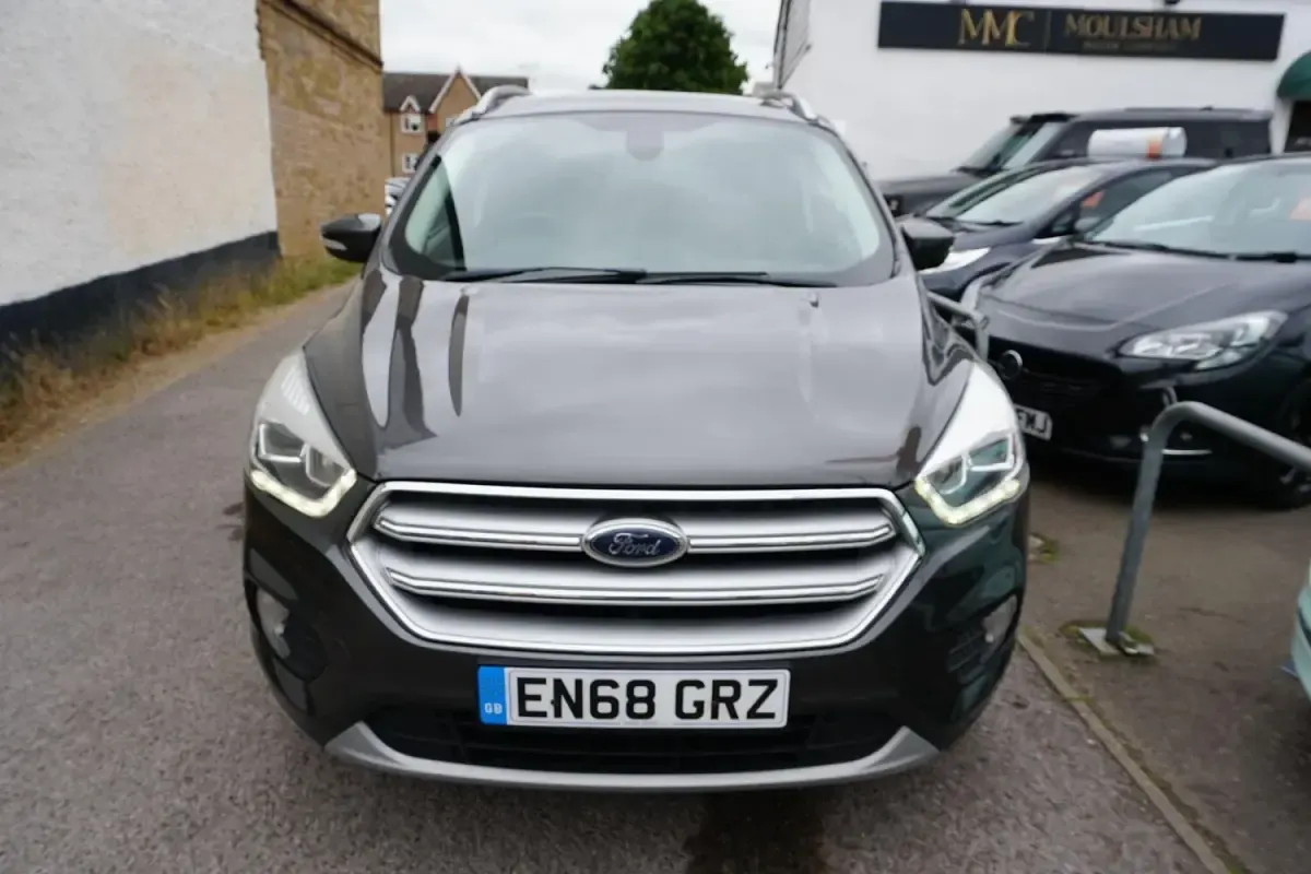 Used Ford Kuga Titanium 150 HP (110 kW) 2018 Grey SUV