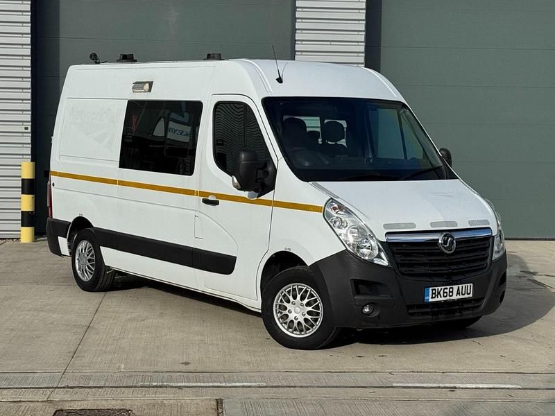 White Used 2018 Vauxhall Movano Van | £7,995 (Super price) - Image 1/4