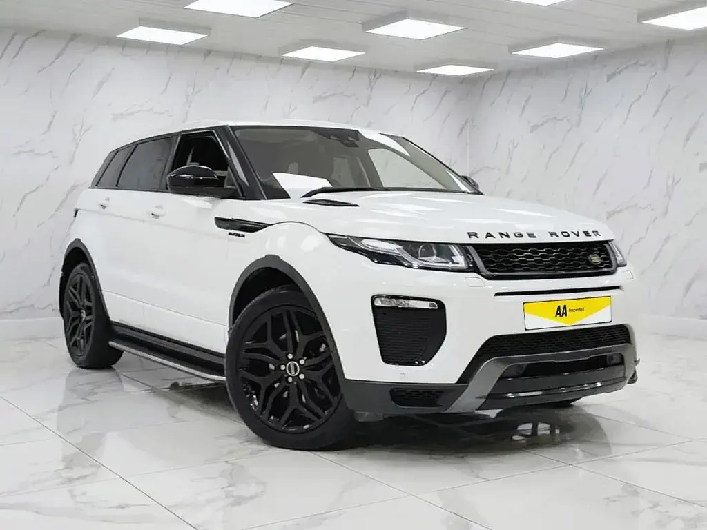 Used Land Rover Range Rover evoque HSE Dynamic 240 HP (176 kW) 2018 White SUV