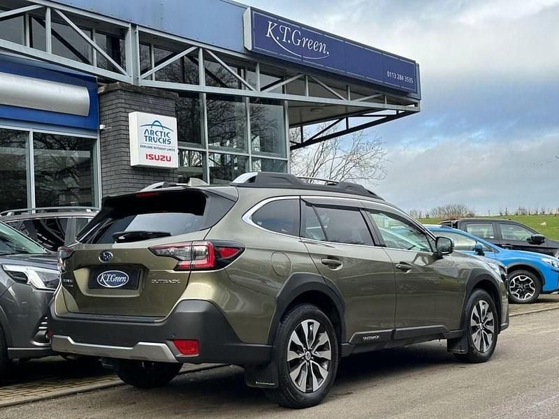Używany Subaru Outback 169 KM (124 kW) 2023 Zielony Kombi