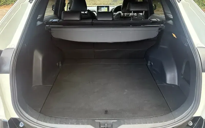 Used Toyota RAV4 Hybrid 218 HP (160 kW) 2021 Black SUV