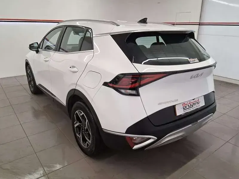 Used Kia Sportage 2023 White SUV