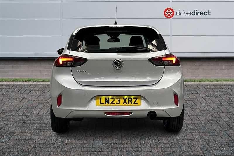Second-hand Vauxhall Corsa Design Edition 100 CP (73 kW) 2023 Gri Hatchback