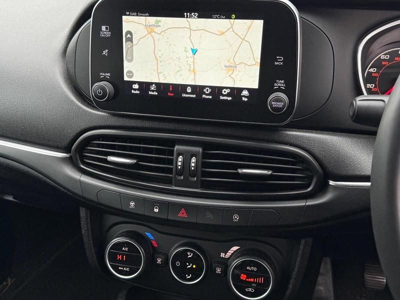 Used Fiat Tipo Lounge 120 HP (88 kW) 2019 Grey Estate