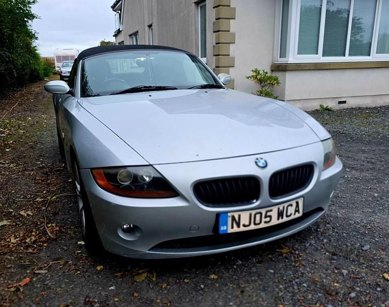 Silver Used 2005 BMW Z4 Cabriolet | £2,995 - Image 1/4