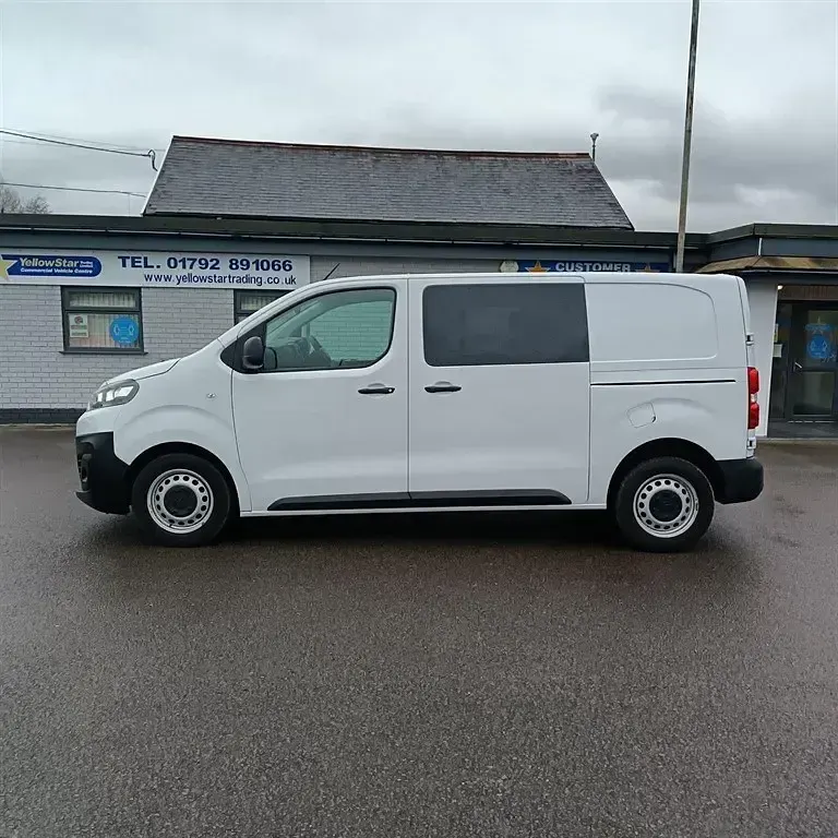 Używany Citroën Dispatch 2022 Biały Minivan