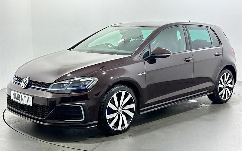 Used VW Golf VII Advance 204 HP (150 kW) 2020 Hatchback