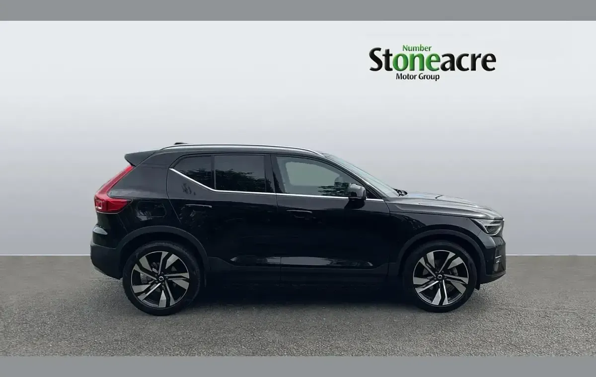 Used Volvo XC40 Ultra 194 HP (142 kW) 2025 Black SUV