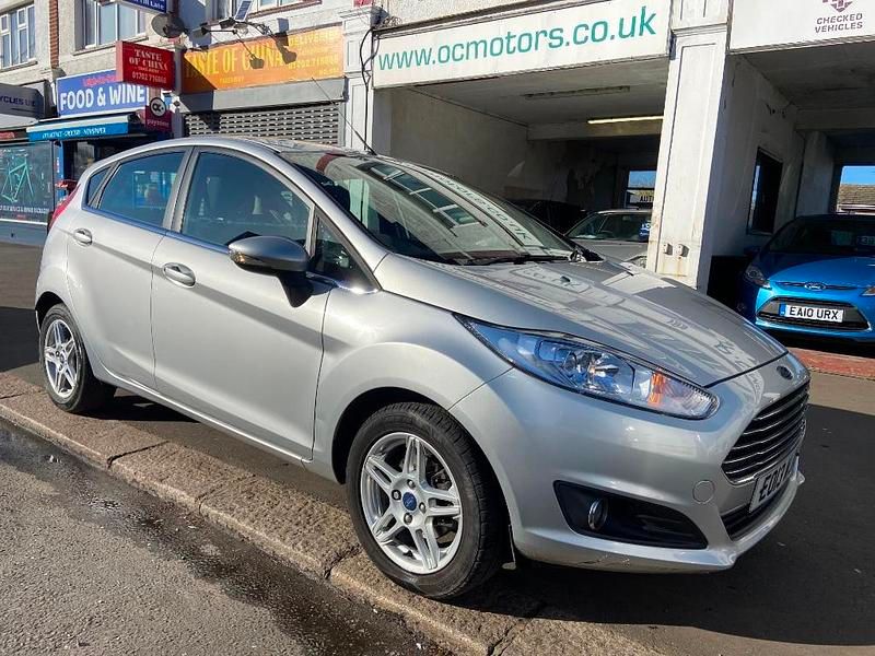 Used Ford Fiesta Zetec 2013 Moondust Hatchback