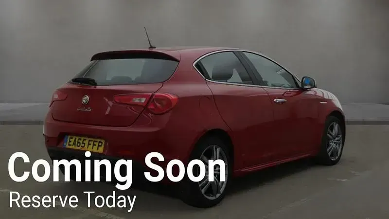 Used Alfa Romeo Giulietta Exclusive 170 HP (125 kW) 2015 Red Hatchback