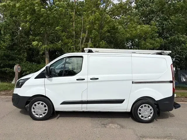 Used Ford Transit Custom 100 HP (73 kW) 2016 White Van