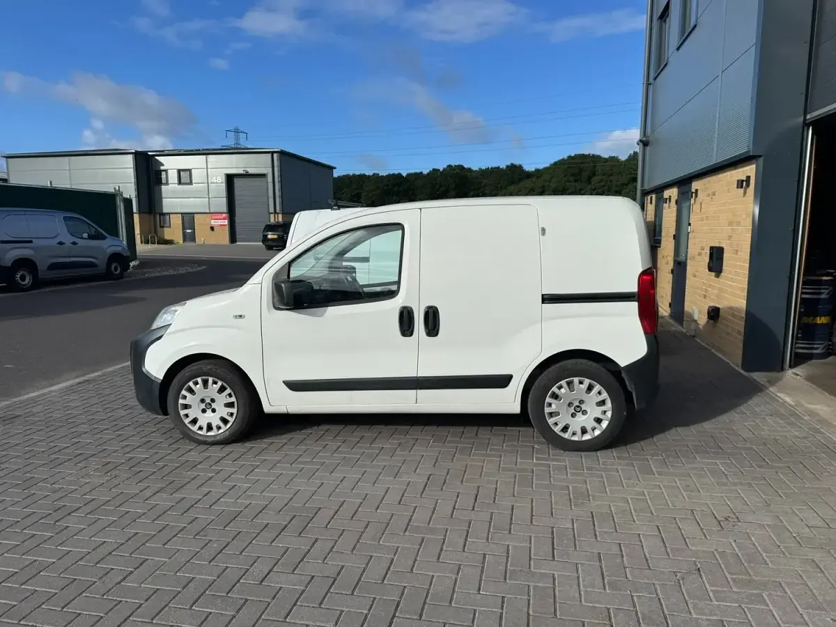 Used Citroën Nemo 75 HP (55 kW) 2015 White MPV