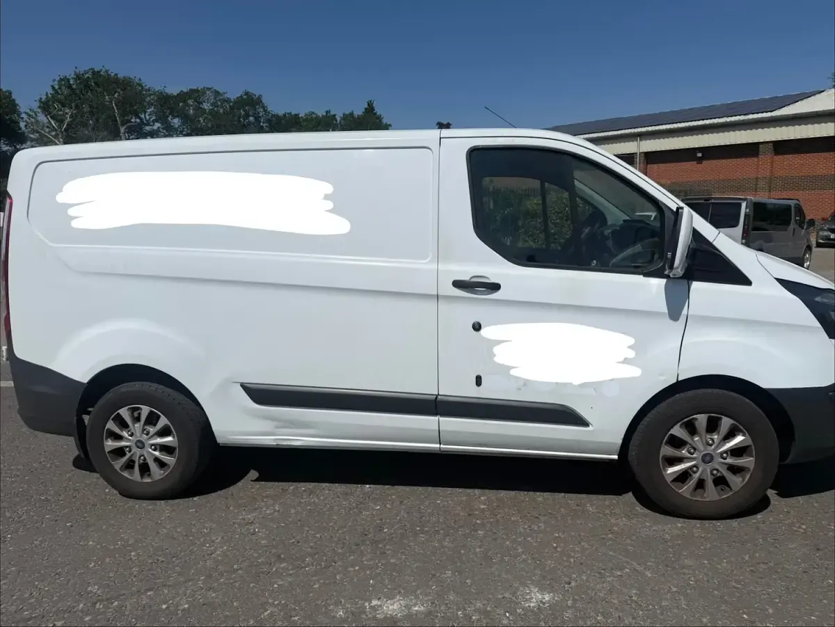 Used Ford Transit Custom 105 HP (77 kW) 2016 White Van