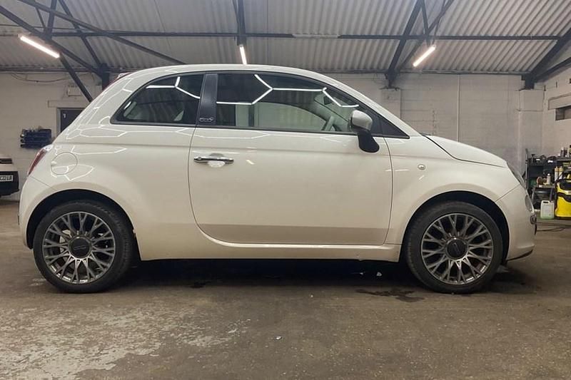 Used 2011 Fiat 500C Pop Cabriolet | £2,495 (Fair price) - Image 1/1