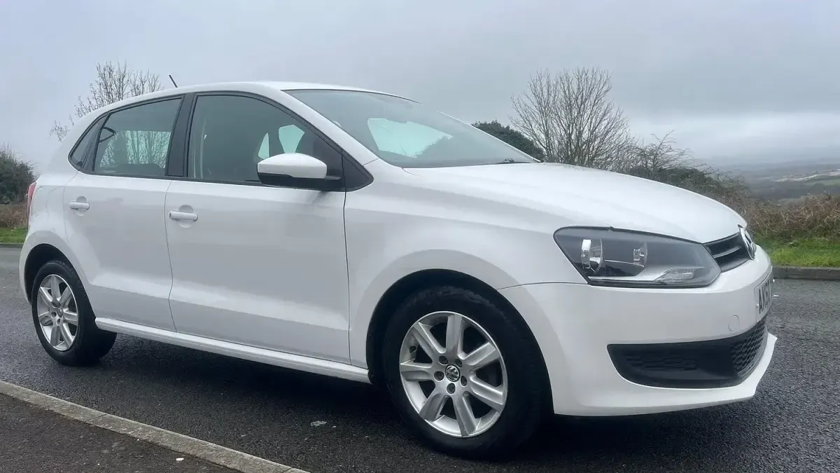Used VW Polo SE 85 HP (62 kW) 2010 White Hatchback