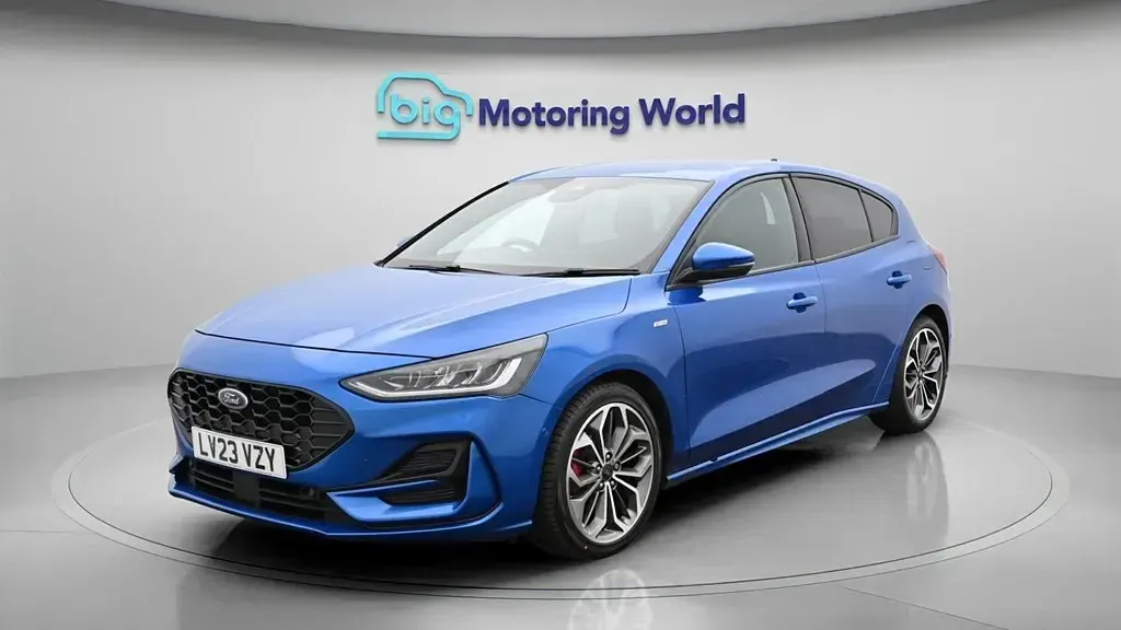 Usado Ford Focus ST-Line X 125 HP (91 kW) 2023 Azul Citadino