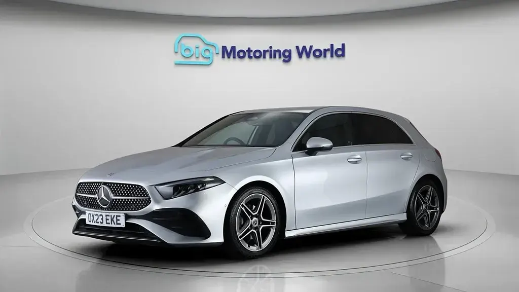 Begagnad Mercedes A200 Executive 177 HK (130 kW) 2023 Halvkombi