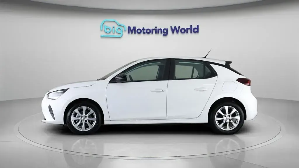 Used Vauxhall Corsa Edition 75 HP (55 kW) 2022 White Hatchback