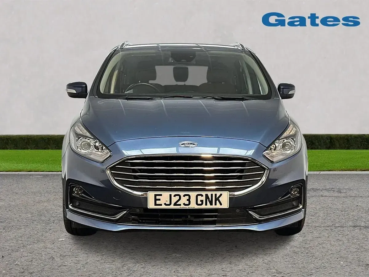 Begagnad Ford S-MAX Titanium 190 HK (139 kW) 2023 Blå Minibuss