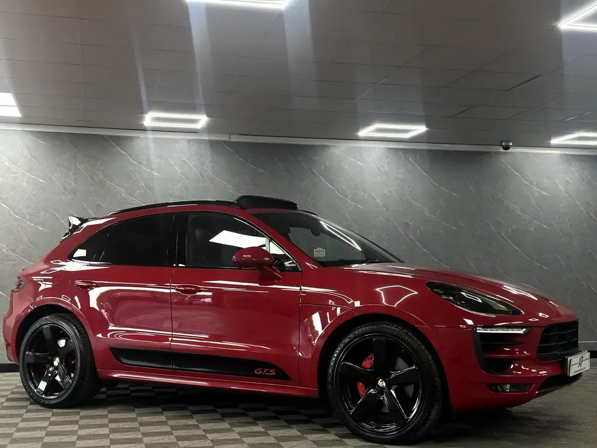 Used Porsche Macan 2016 Red SUV