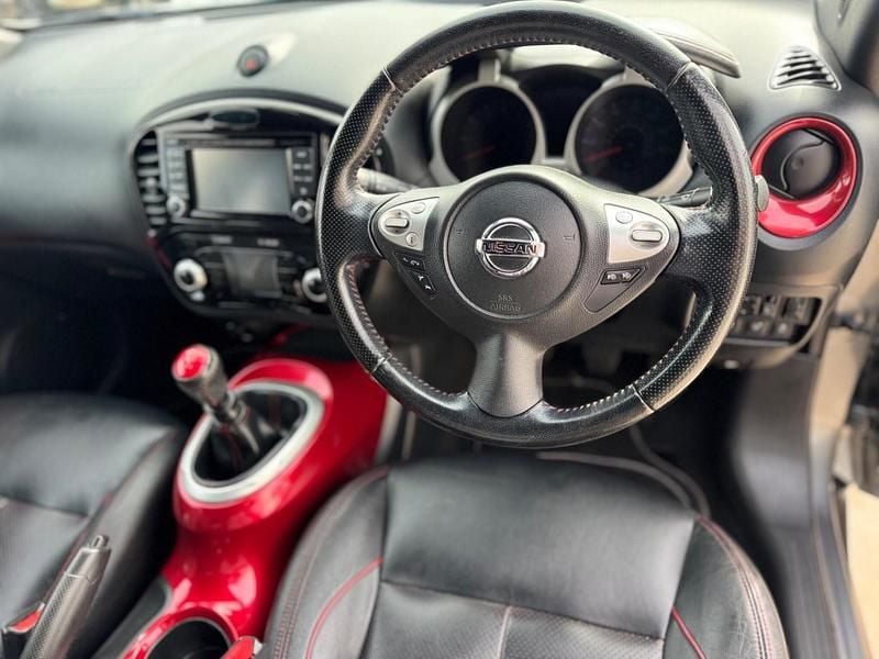 Used Nissan Juke Tekna 115 HP (84 kW) 2015 Grey SUV