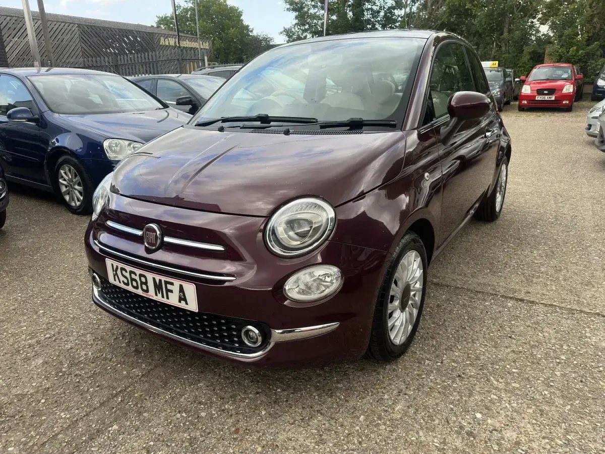 Used Fiat 500 Lounge 69 HP (50 kW) 2018 Red Hatchback