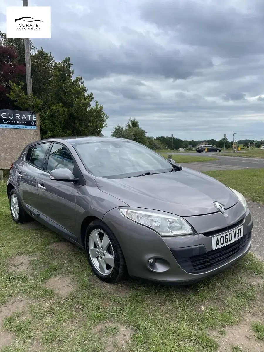 Used Renault Mégane Dynamique 110 HP (80 kW) 2010 Grey Hatchback