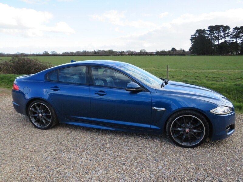 Blue Used 2015 Jaguar XF R-Sport Sedan | £5,750 (Expensive) - Image 1/4