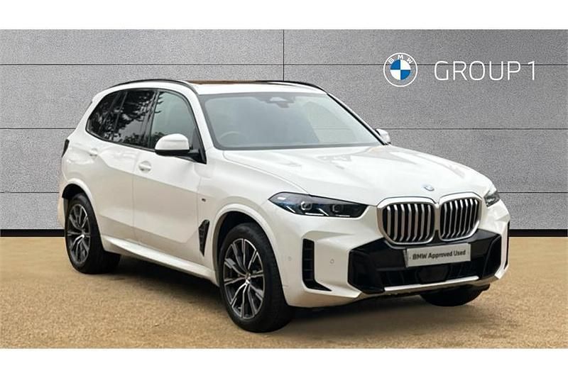 Alpine white Used 2024 BMW X5 M Sport SUV | £58,994 (Fair price) - Image 1/4