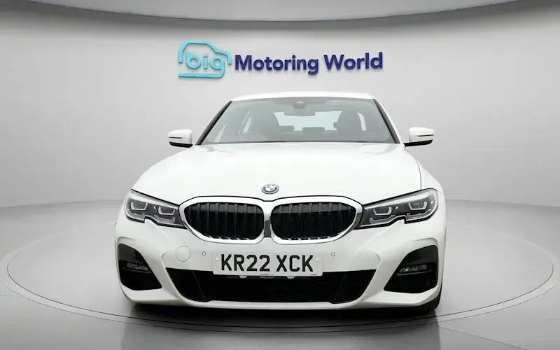 Used BMW 330e M Sport 292 HP (214 kW) 2022 White Sedan