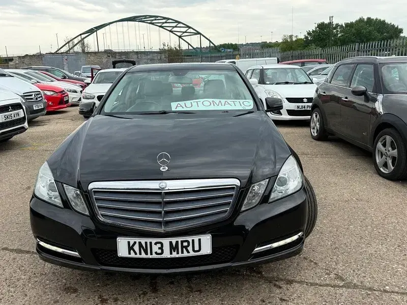 Used Mercedes E220 SE 170 HP (125 kW) 2013 Black Sedan