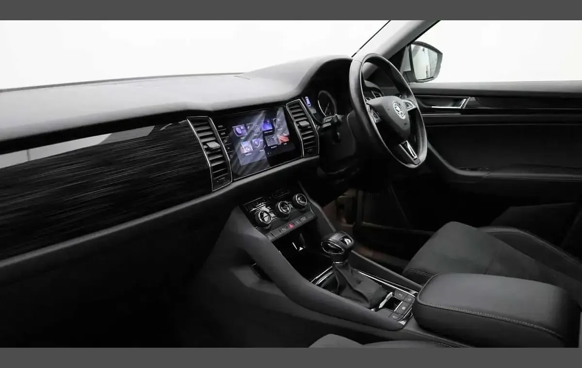 Used Skoda Kodiaq SE L 150 HP (110 kW) 2020 Brilliant silver metallic SUV