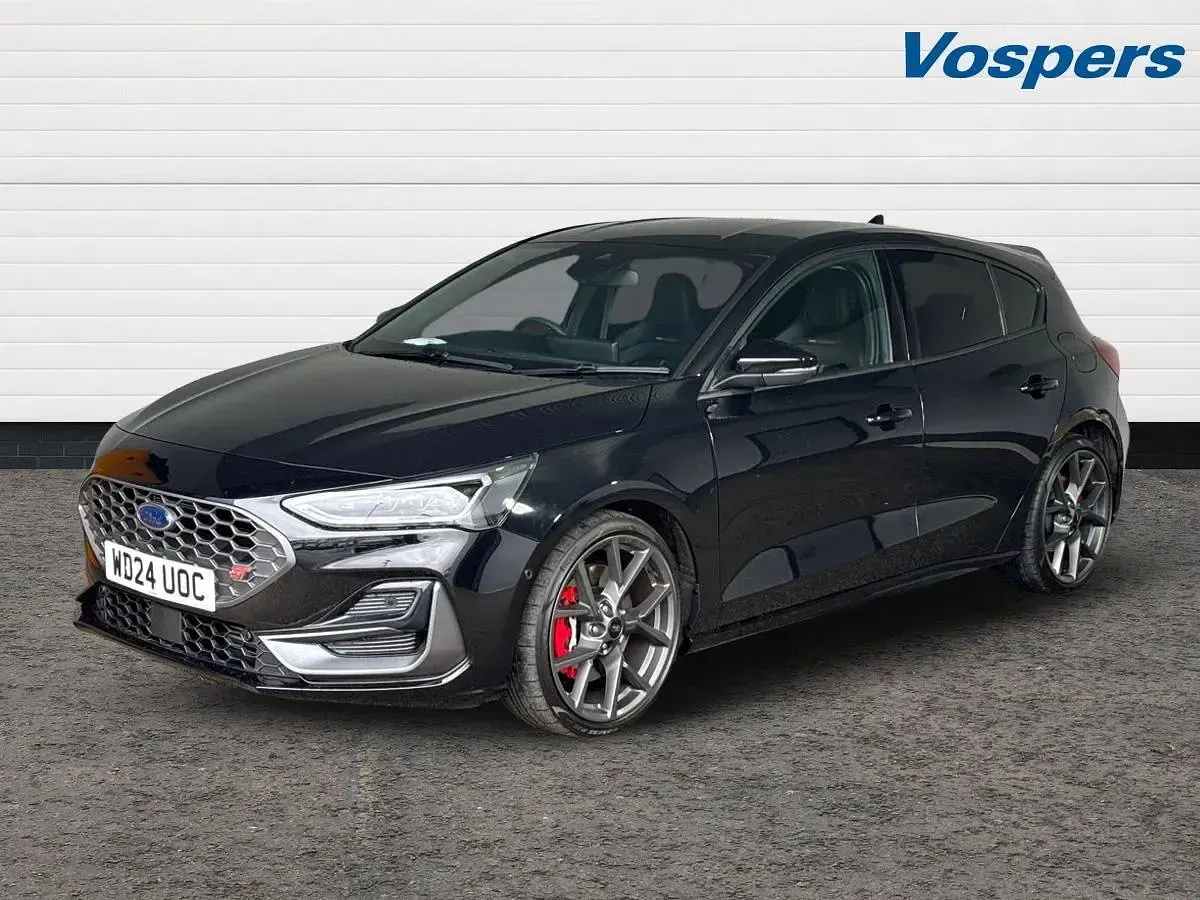 Used Ford Focus ST 280 HP (205 kW) 2024 Black Hatchback