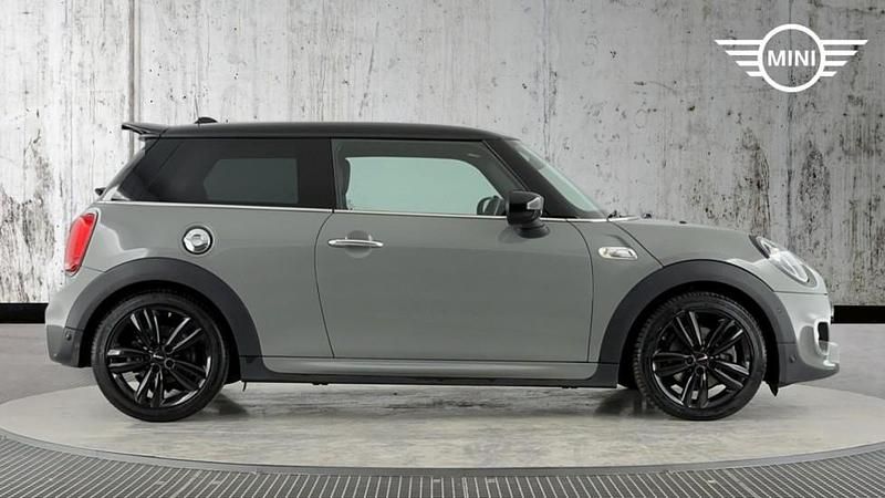 Used Mini Cooper S Hatch 189 HP (139 kW) 2019 Grey Hatchback